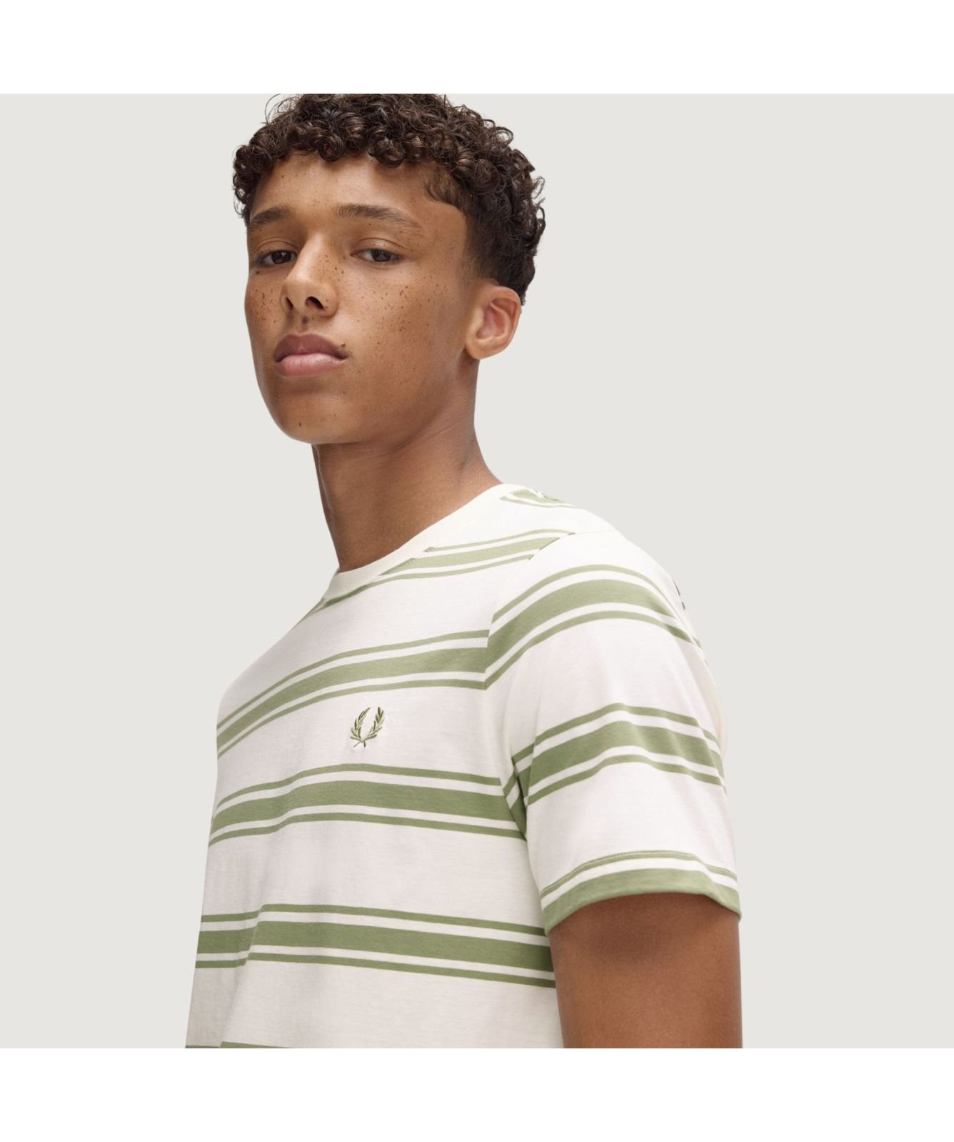 Fred Perry Fine Stripe T-Shirt | Light Ecru - M9851-760