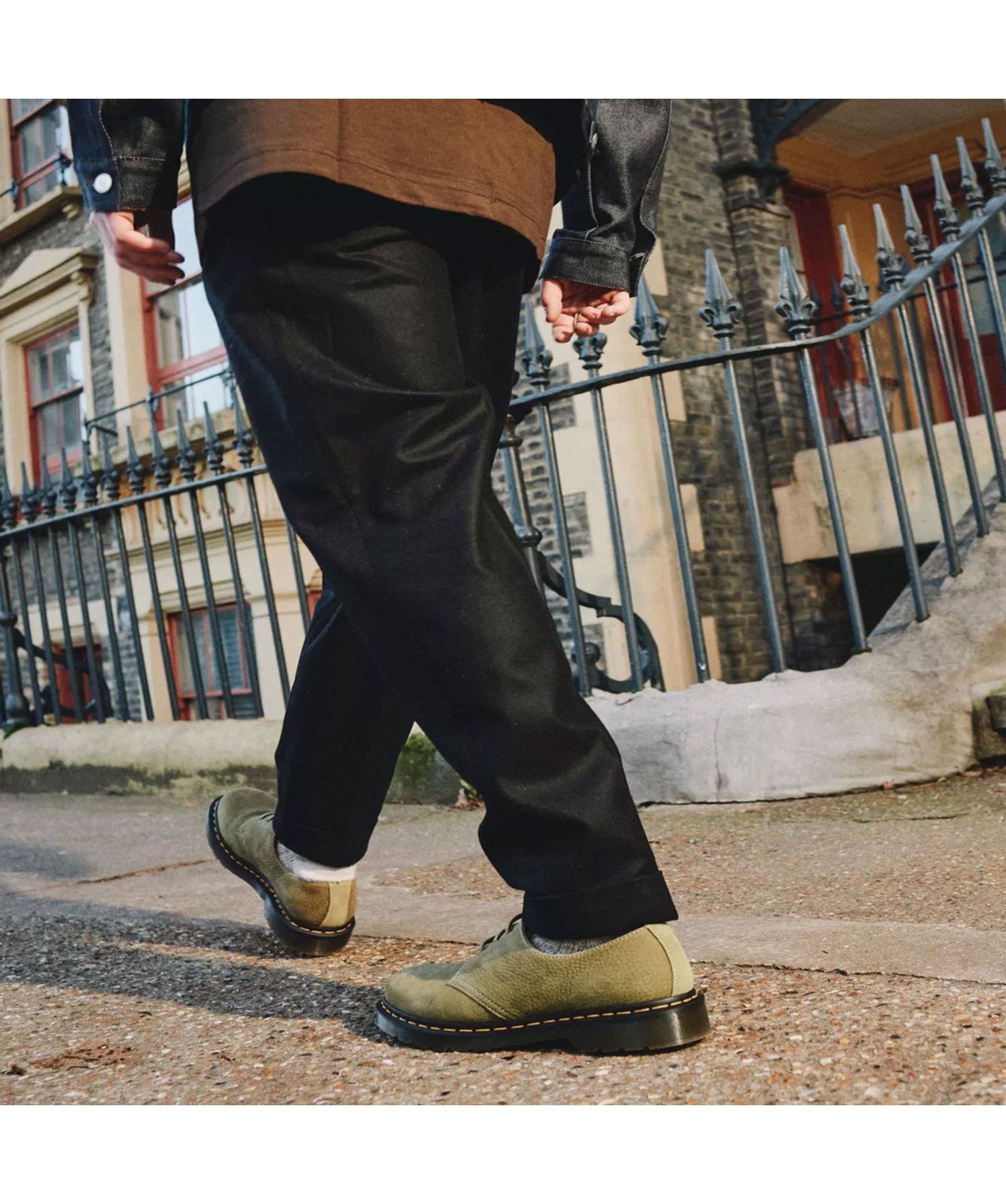 Martens Unisex 1461 Tumbled Nubuck Leather Oxford Shoes