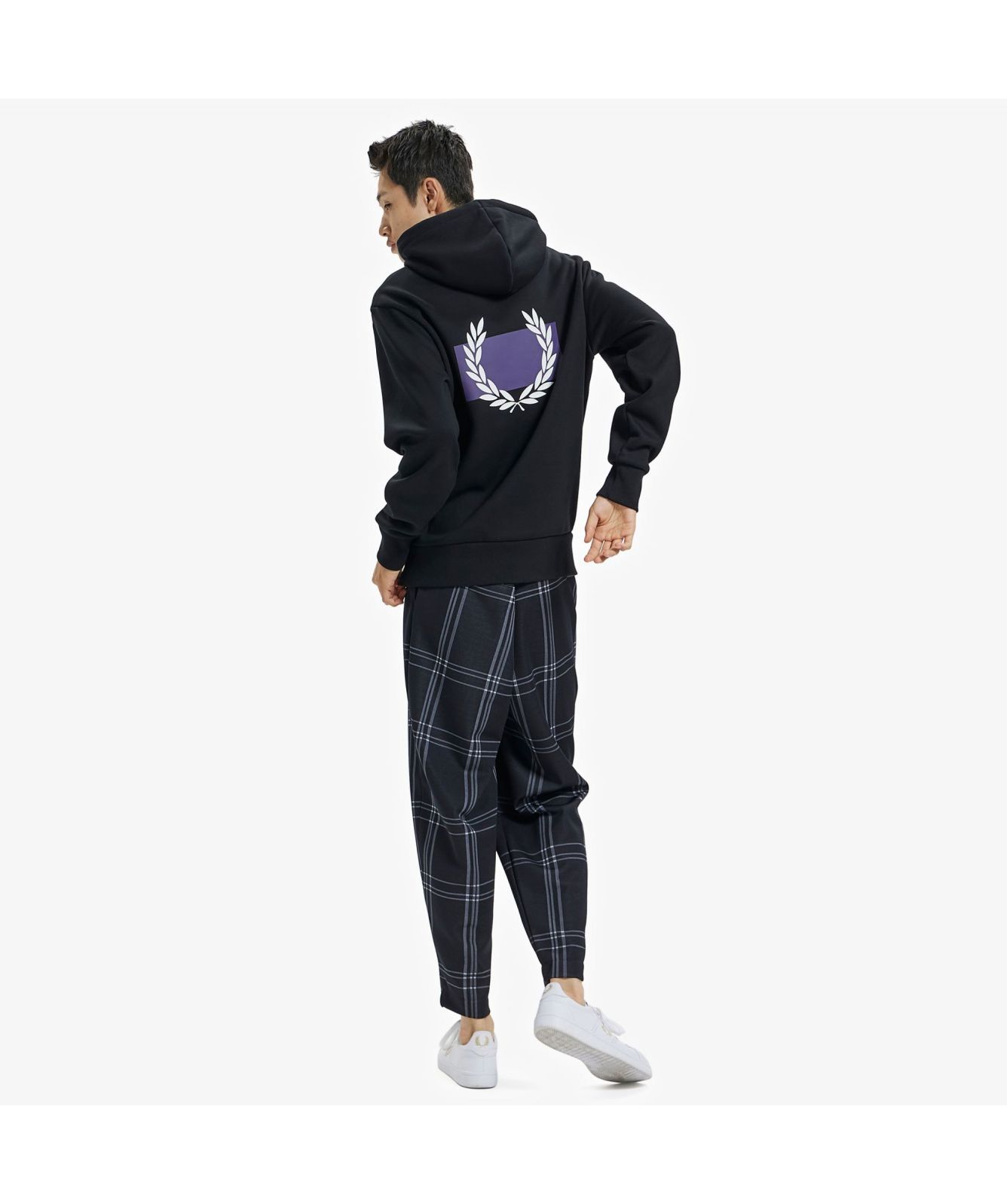Fred Perry Laurel Wreath Hooded Sweatshirt | Black