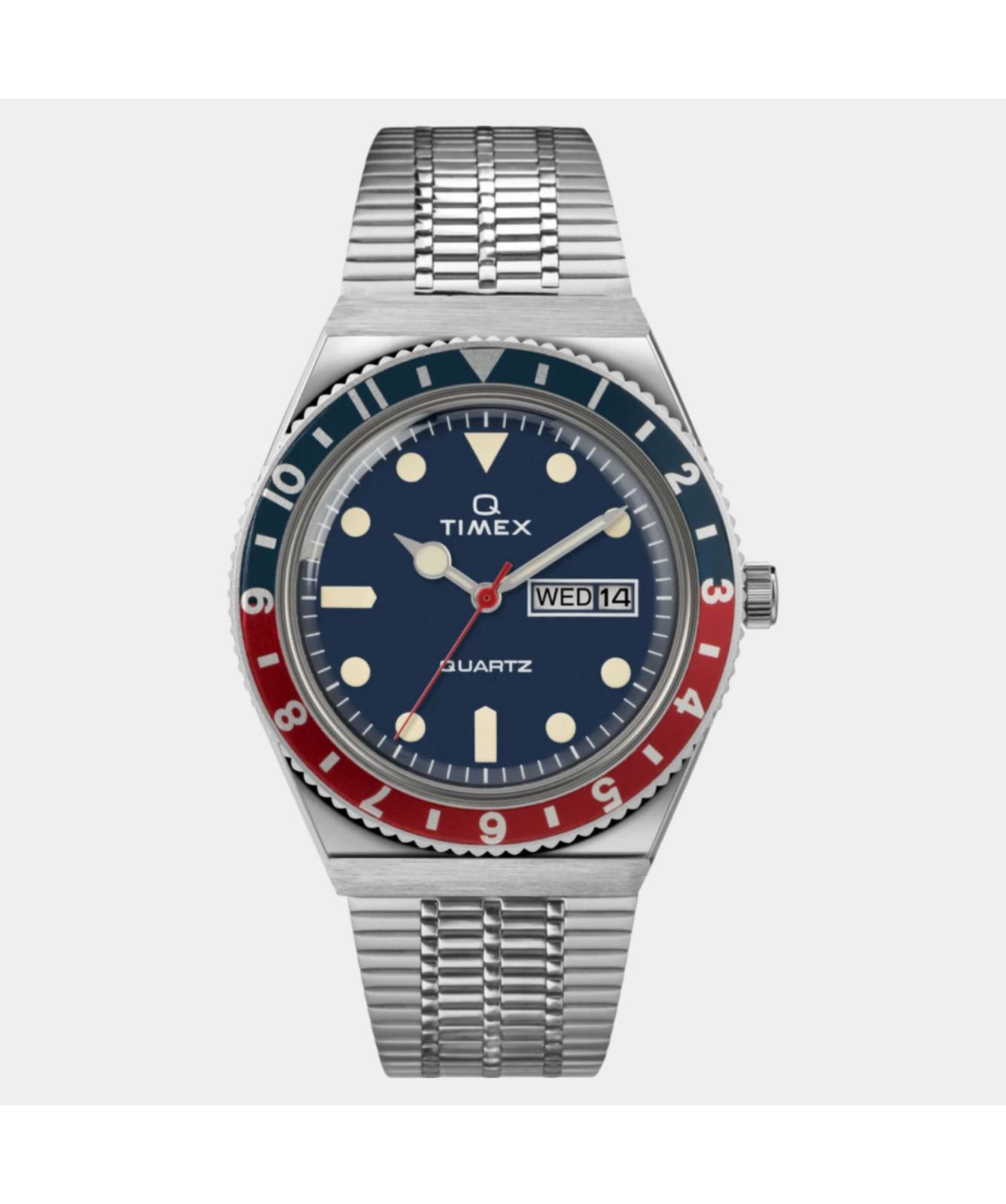 TIMEX Q Reissue disital　シルバー Q Timex Reissue Watch in Silver/Navy/Red | Shop Sid Mashburn