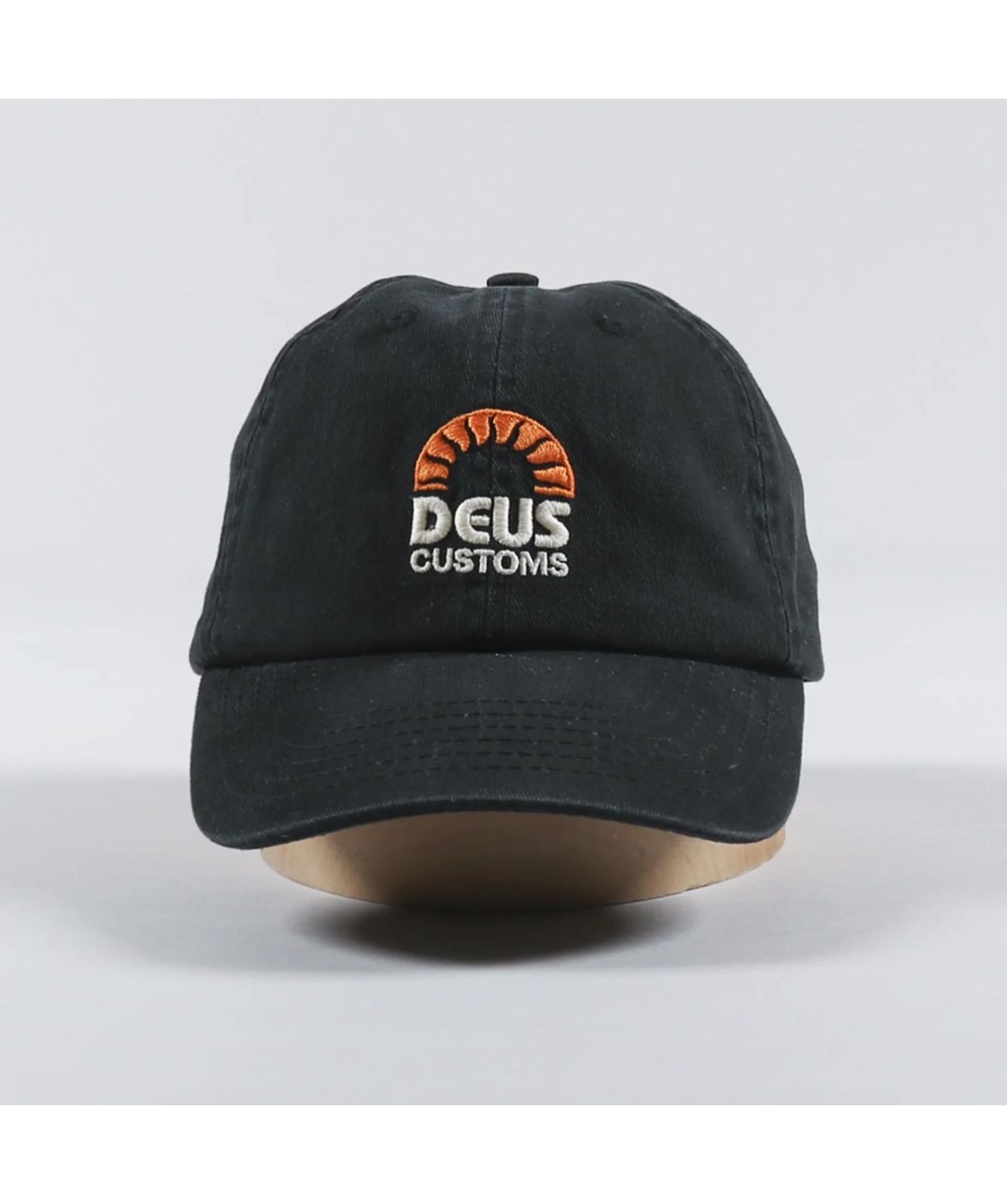 Deus EX Machina Sunrise Dad Peak Cap Dirty White-DMP237787-black